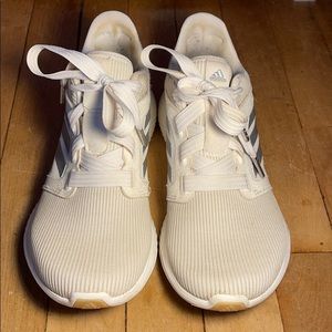 Adidas bounce edge lux sneakers